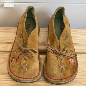 Camper Mary Jane Moccasins